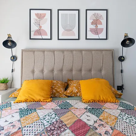 Sa Apartments!