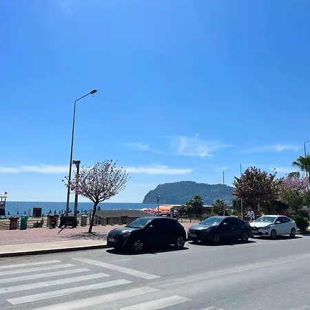 Sa Apartments! Sea And Mountain View 2bd Duplex Apartment