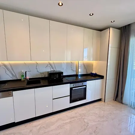 Sa Apartments! Sea And Mountain View 2bd Duplex Apartment *