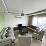 Sa Apartments! Family In Oba 公寓